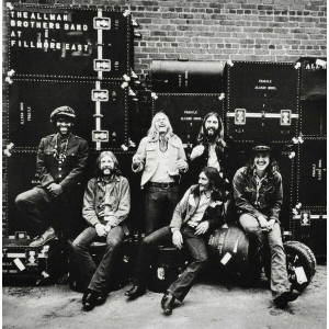 At Fillmore East (Deluxe Edition)